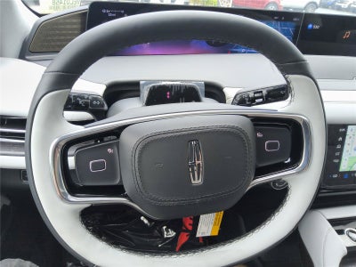 2027 Lincoln Navigator L