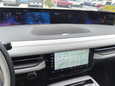 2027 Lincoln Navigator L