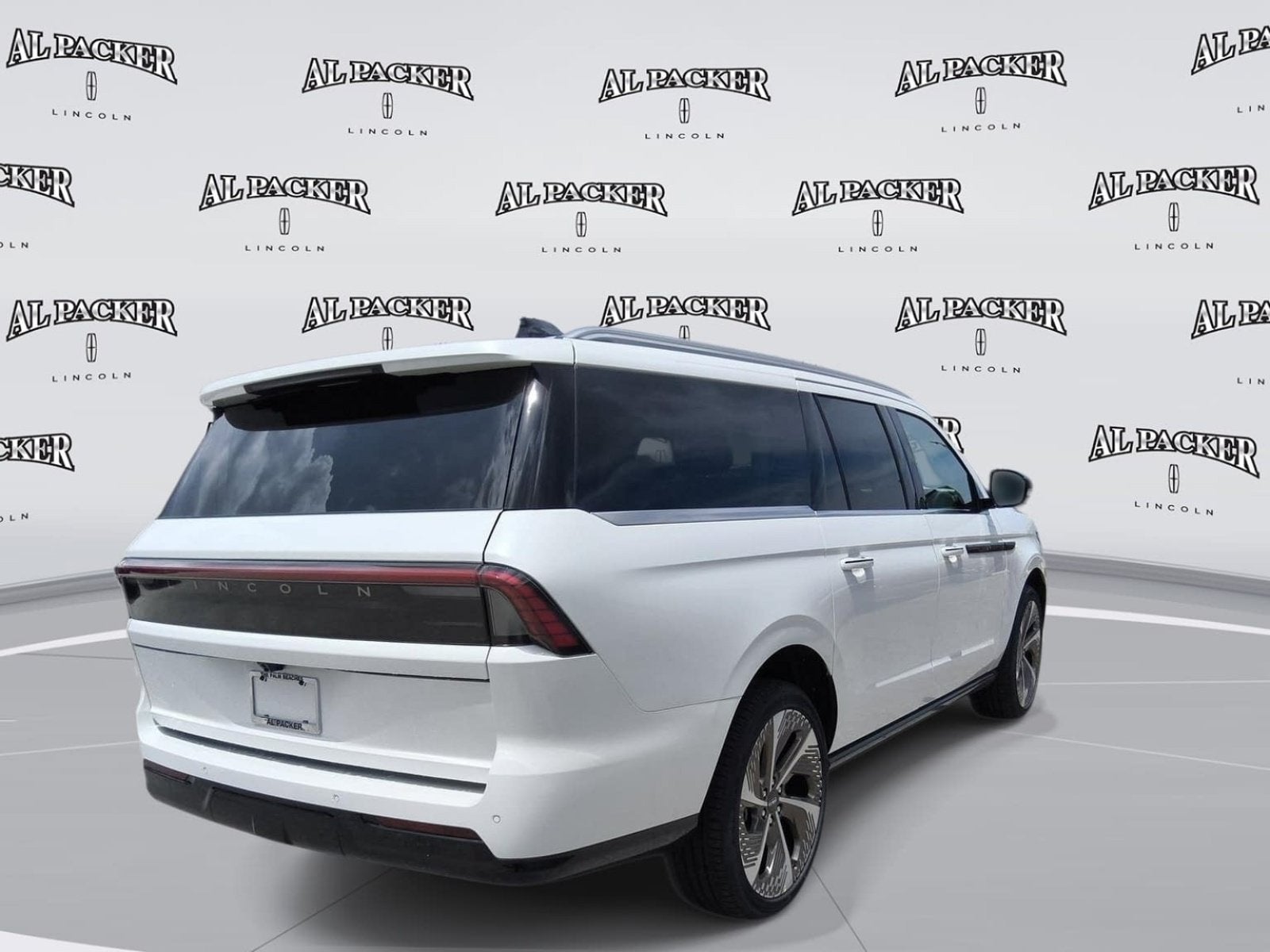 2027 Lincoln Navigator L