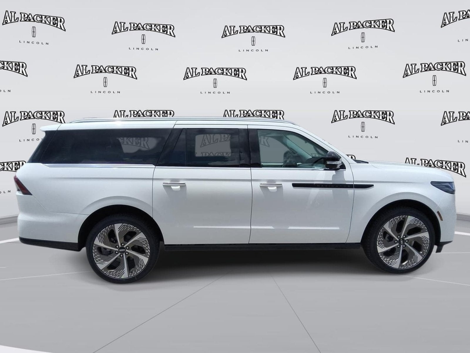 2027 Lincoln Navigator L