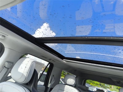 2027 Lincoln Navigator L