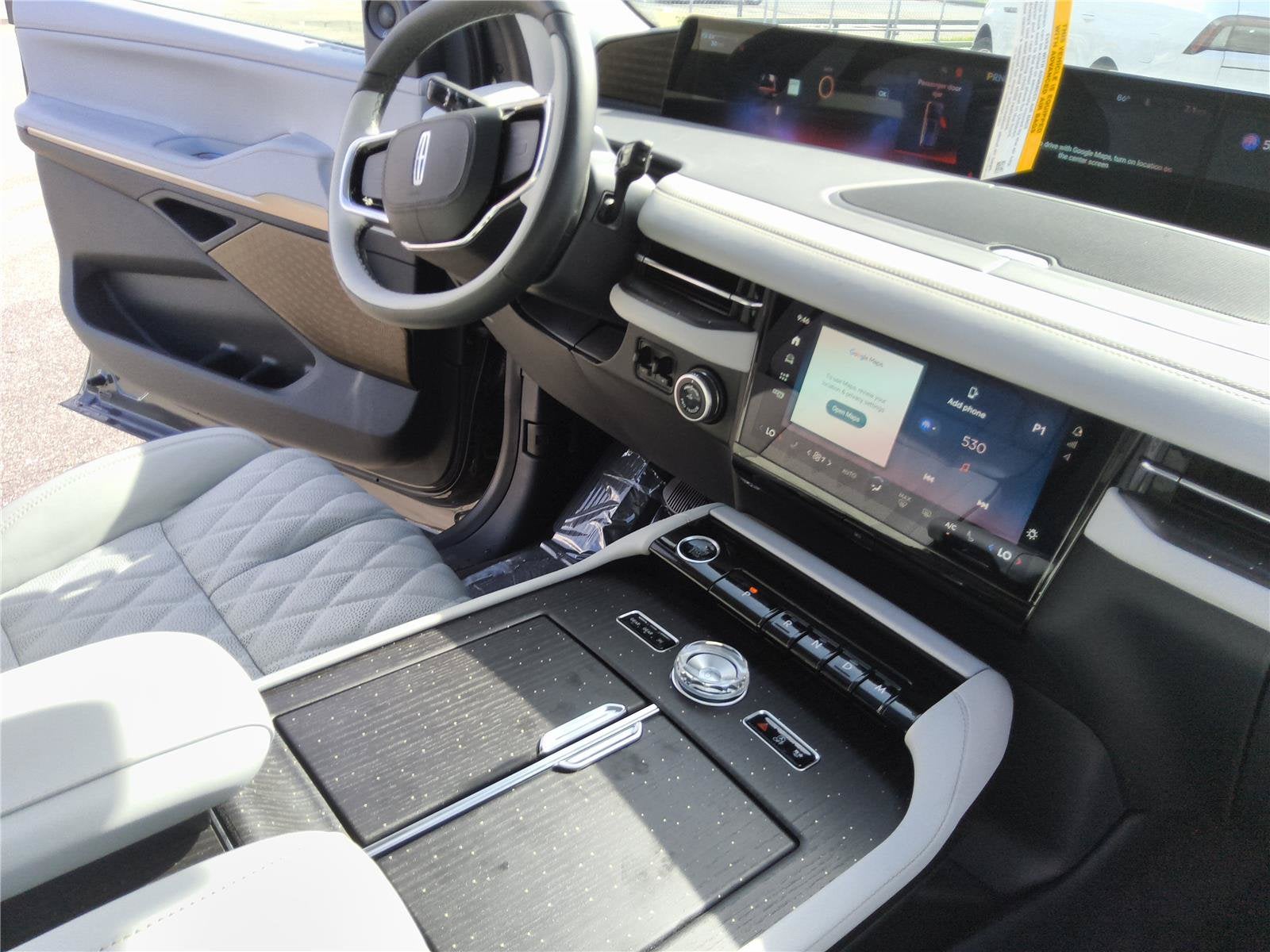 2027 Lincoln Navigator L