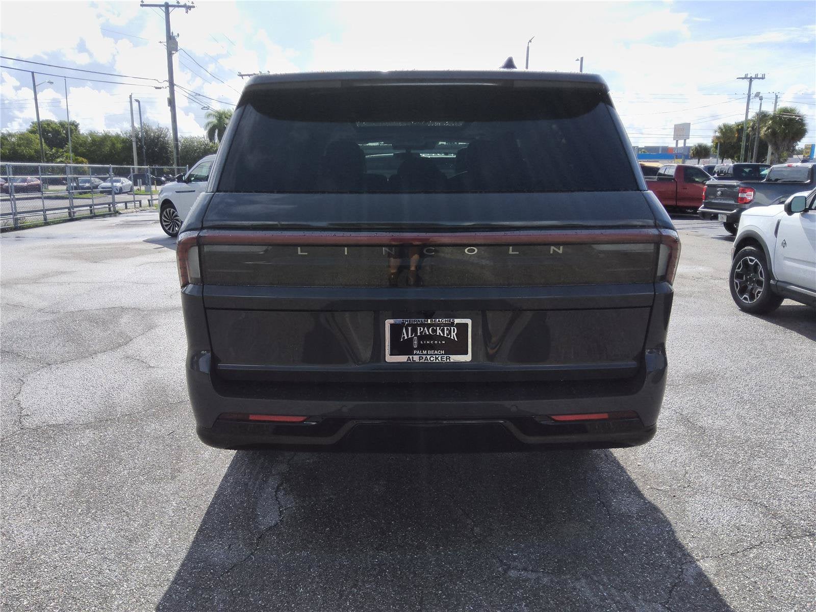 2027 Lincoln Navigator L