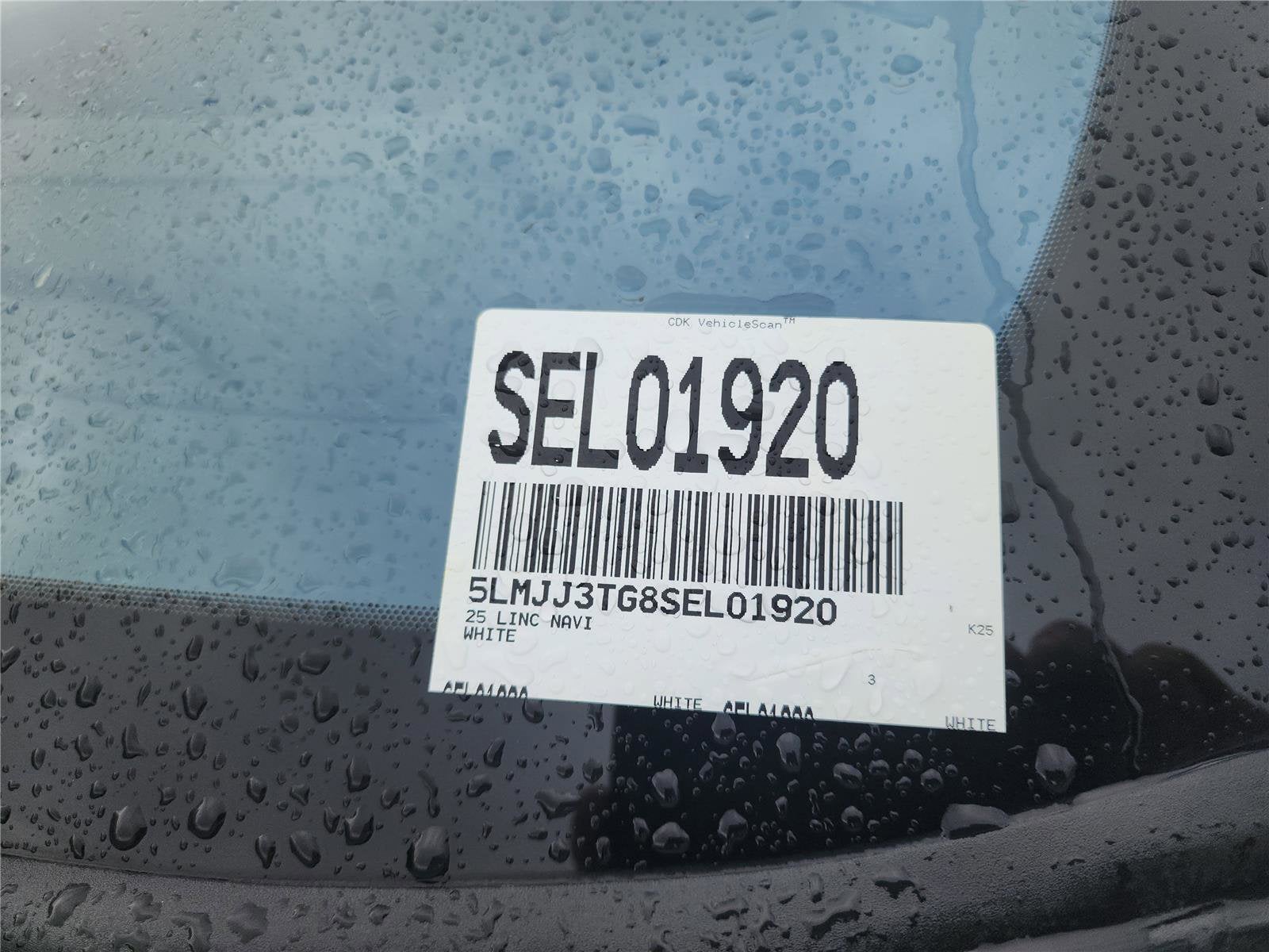 2025 Lincoln Navigator L