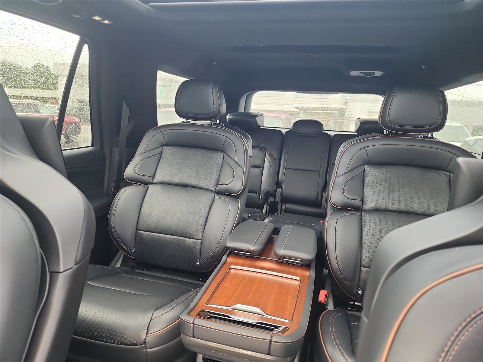 2025 Lincoln Navigator L