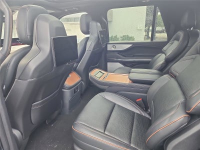 2025 Lincoln Navigator L