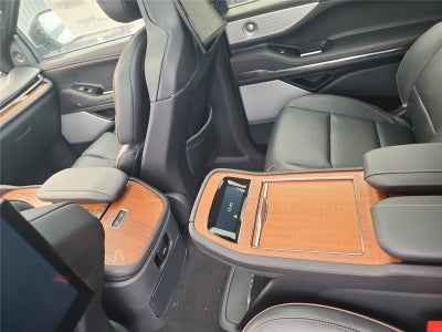 2025 Lincoln Navigator L