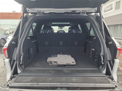 2025 Lincoln Navigator L