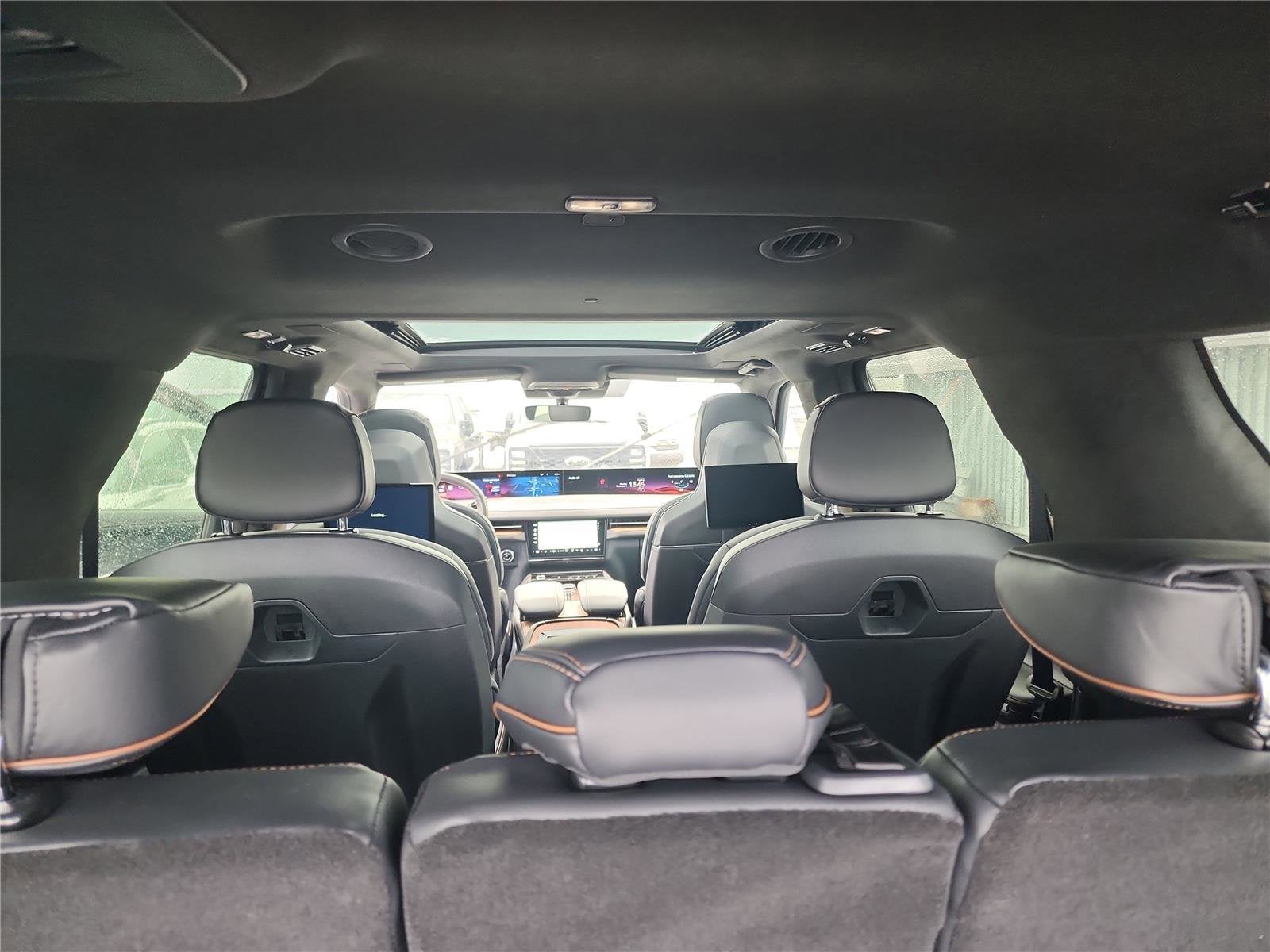 2025 Lincoln Navigator L