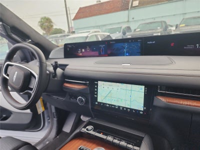 2025 Lincoln Navigator L