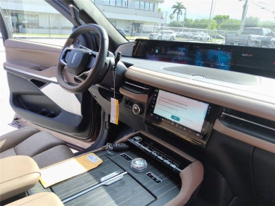 2026 Lincoln Navigator Li8bjmwi