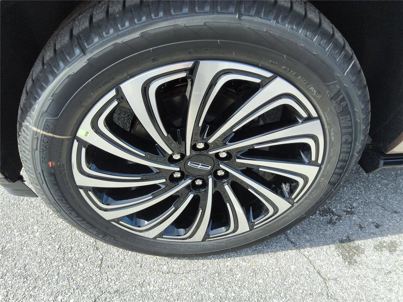 2026 Lincoln Navigator Li8bjmwi