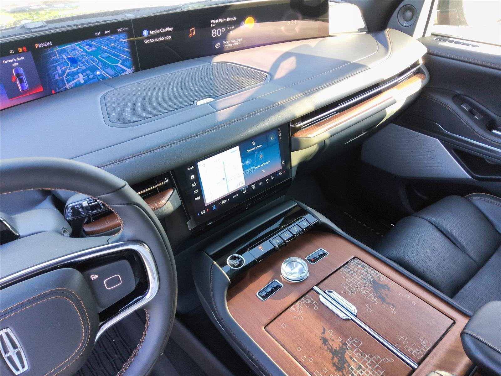 2027 Lincoln Navigator L