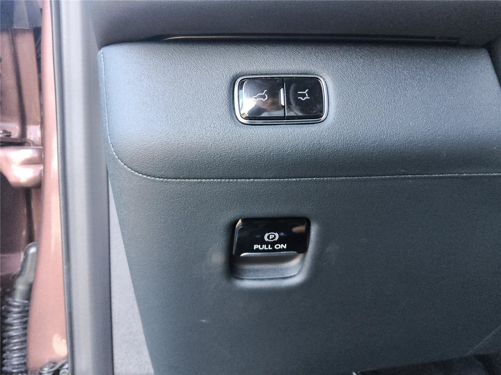 2027 Lincoln Navigator L