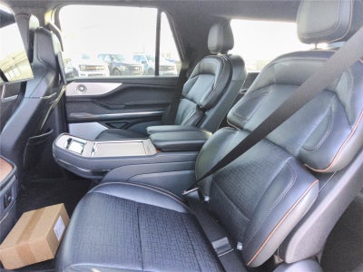 2027 Lincoln Navigator L