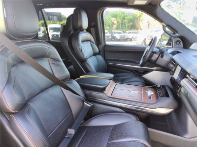 2027 Lincoln Navigator L