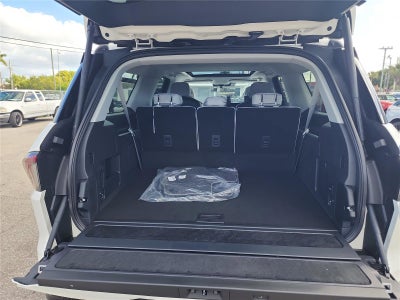 2026 Lincoln Navigator L