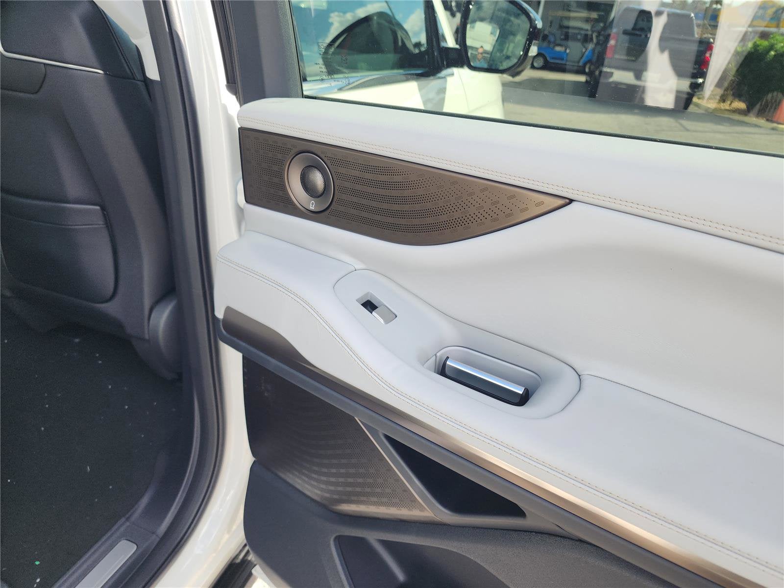 2026 Lincoln Navigator L