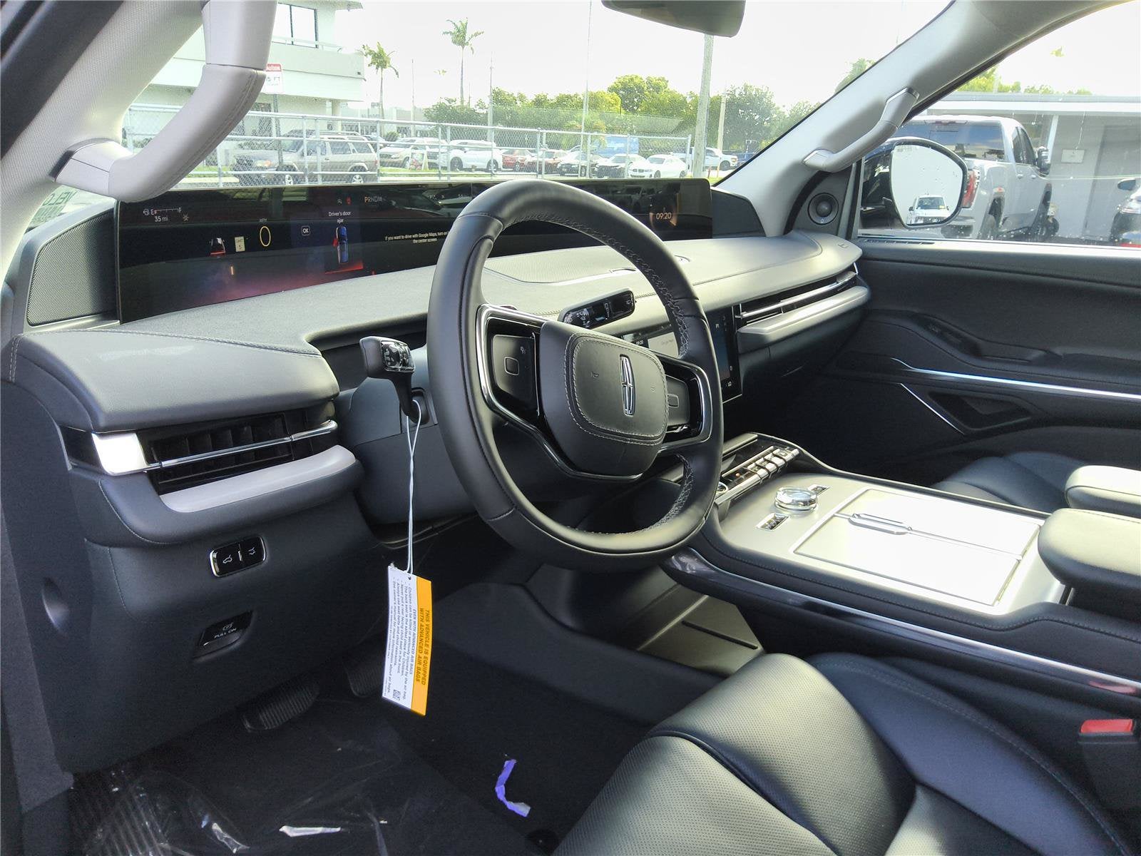 2027 Lincoln Navigator L