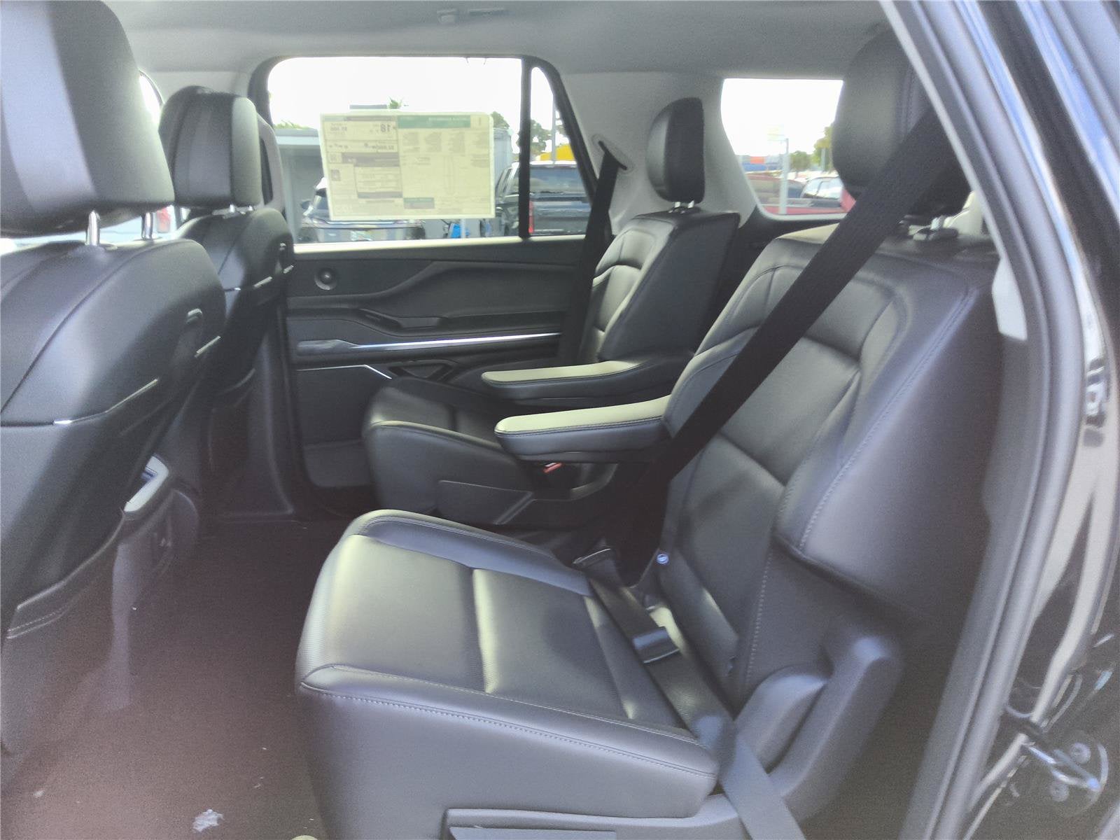 2027 Lincoln Navigator L