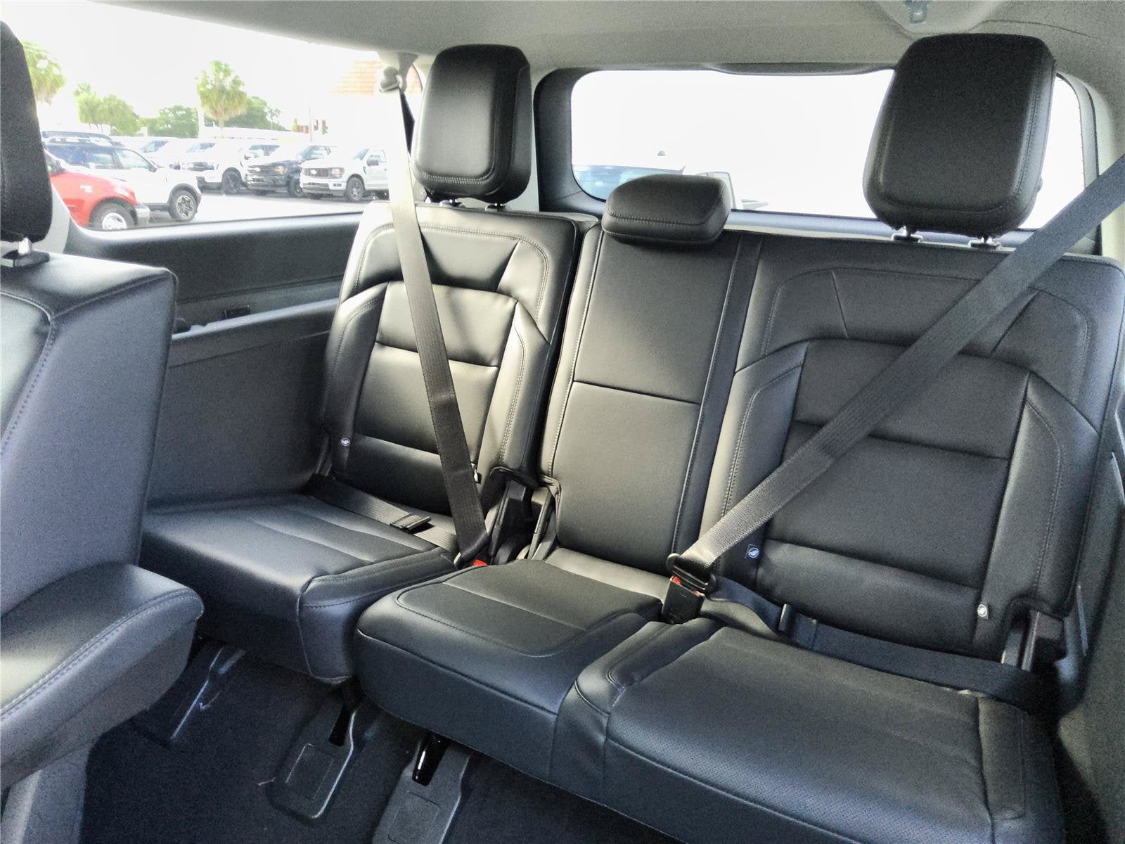 2027 Lincoln Navigator L