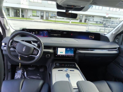 2027 Lincoln Navigator L
