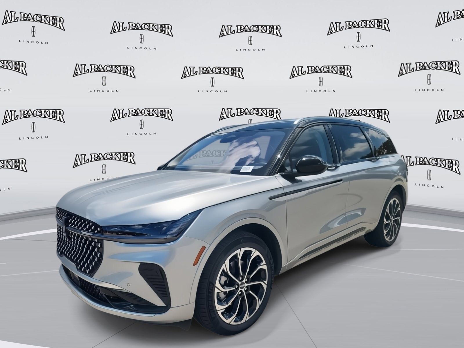 2025 Lincoln Nautilus Reserve