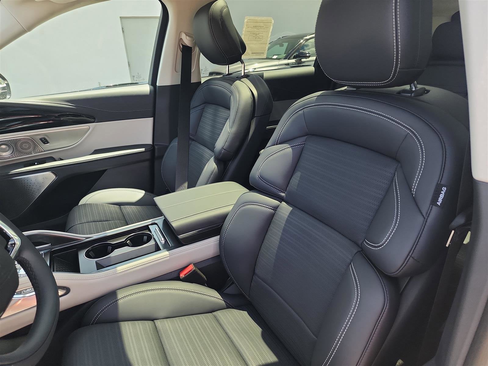 2025 Lincoln Nautilus Reserve