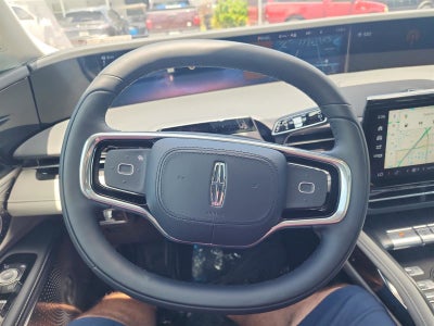 2025 Lincoln Nautilus Reserve