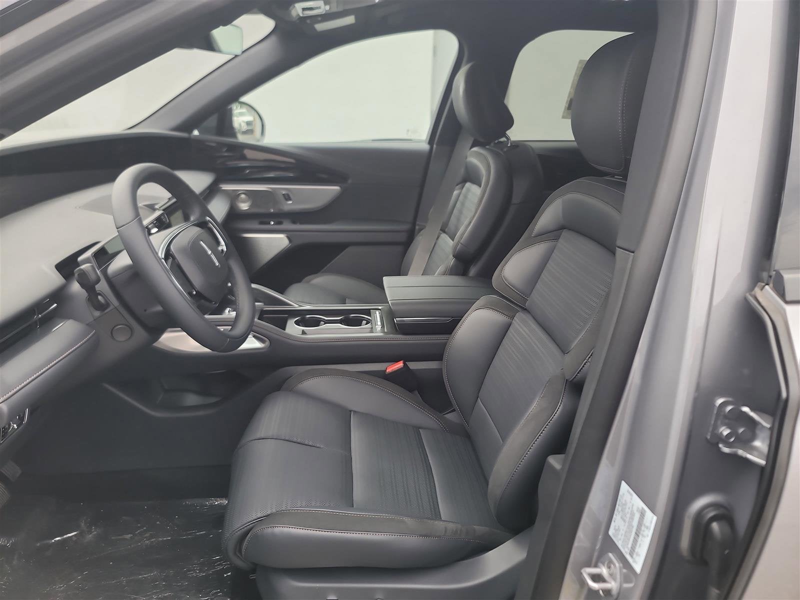 2025 Lincoln Nautilus Reserve