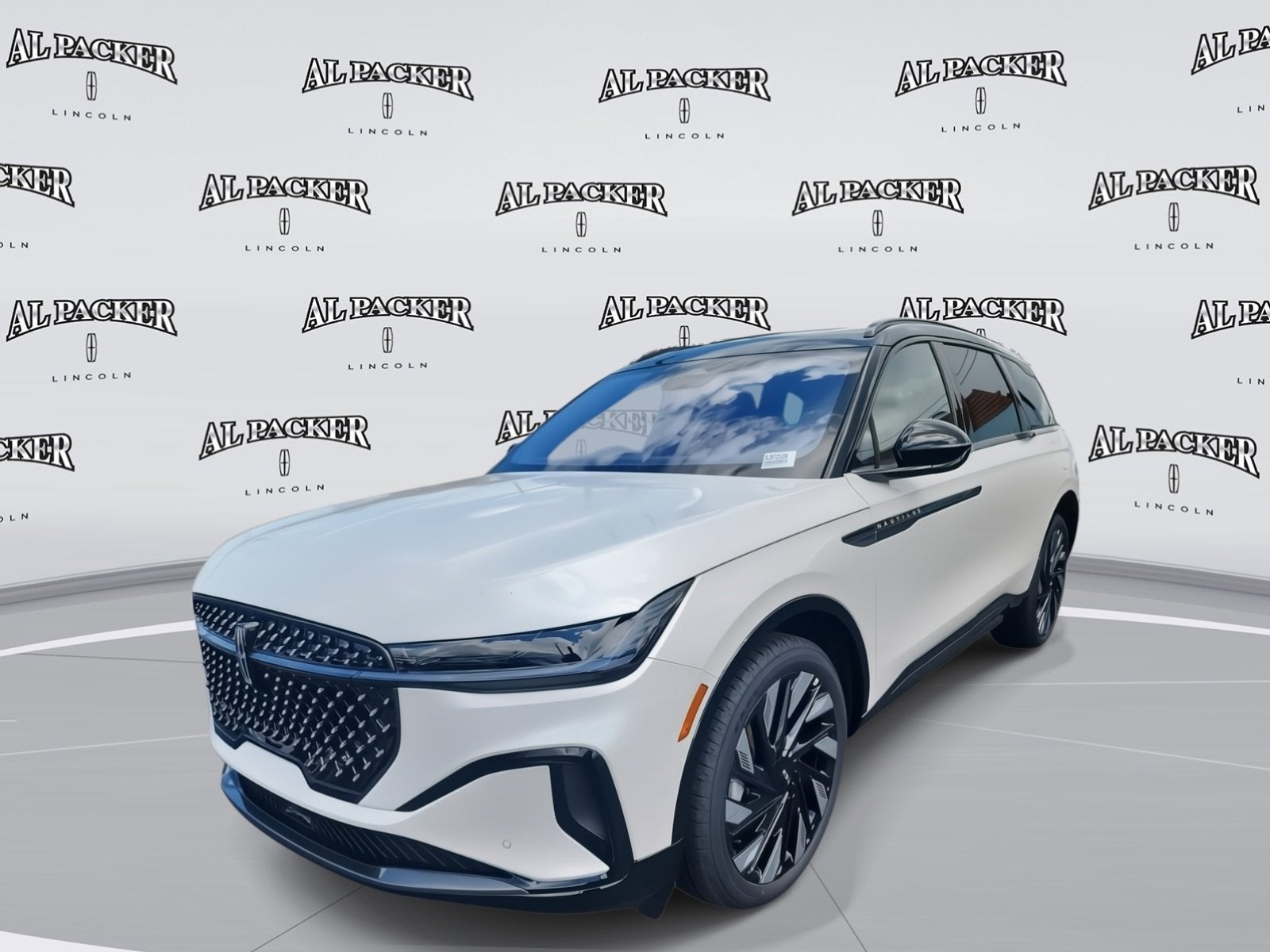 2025 Lincoln Nautilus Reserve