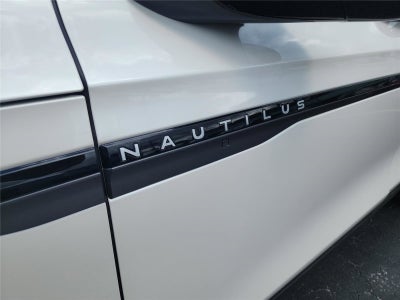 2025 Lincoln Nautilus Reserve