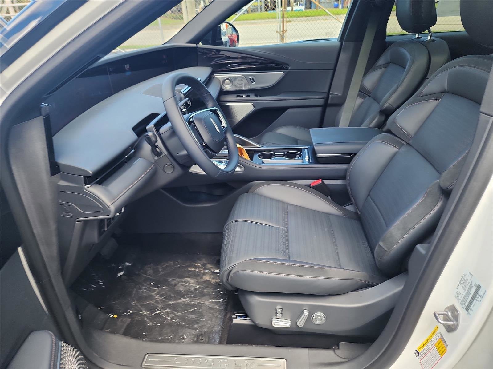 2025 Lincoln Nautilus Reserve