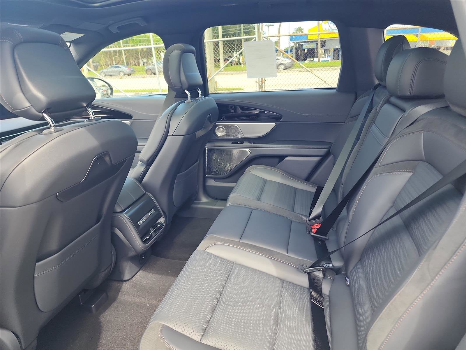 2025 Lincoln Nautilus Reserve