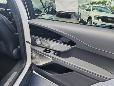 2025 Lincoln Nautilus Reserve