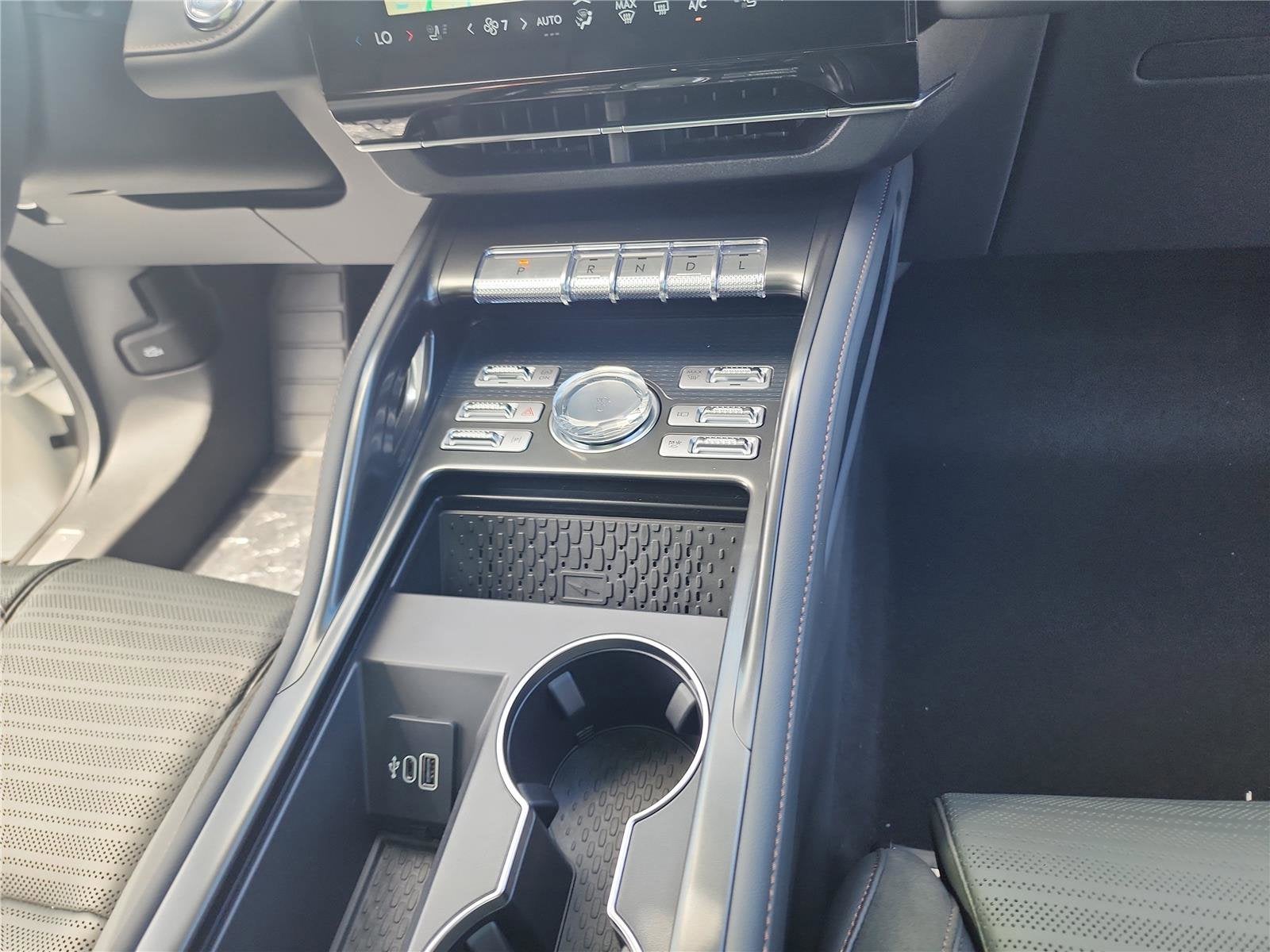 2025 Lincoln Nautilus Reserve