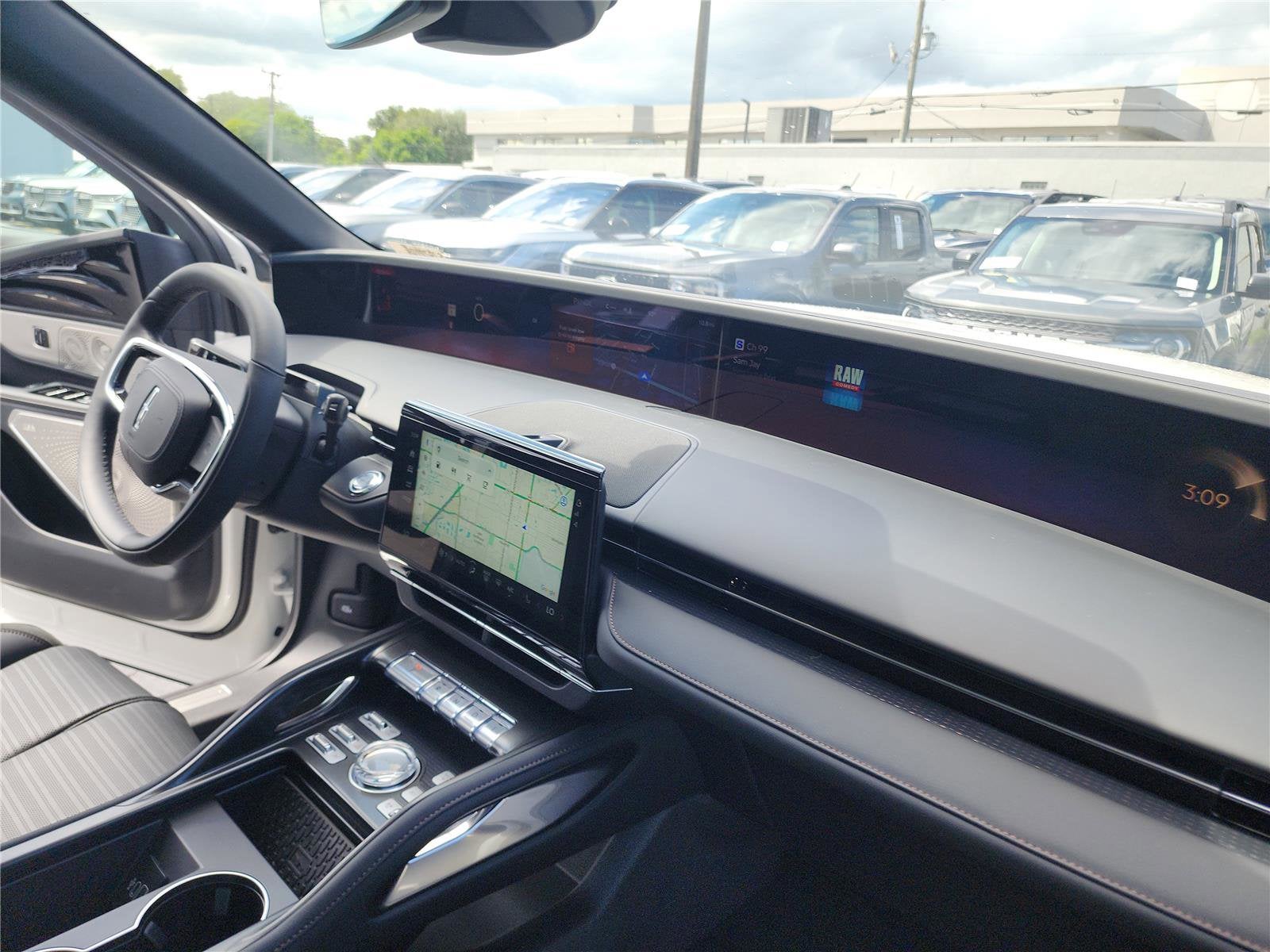 2025 Lincoln Nautilus Reserve