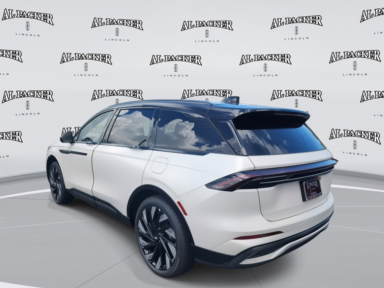 2025 Lincoln Nautilus Reserve