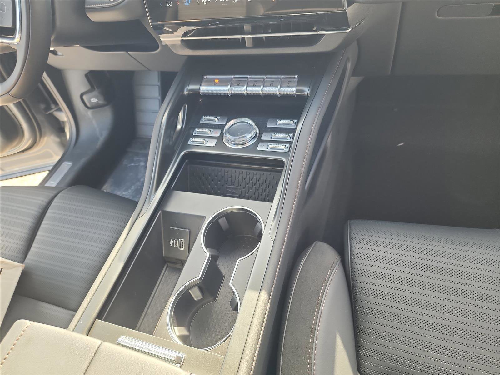 2025 Lincoln Nautilus Reserve