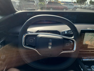 2025 Lincoln Nautilus Reserve