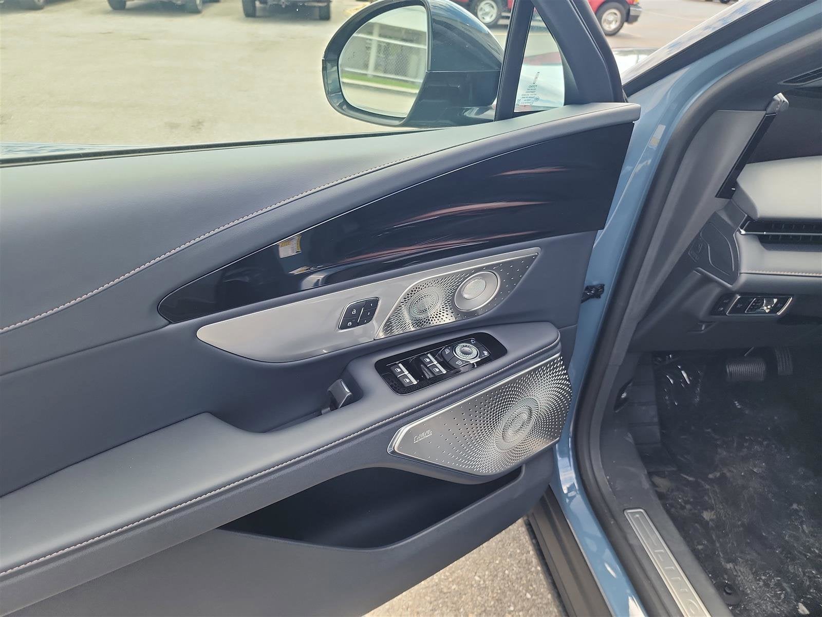 2025 Lincoln Nautilus Reserve