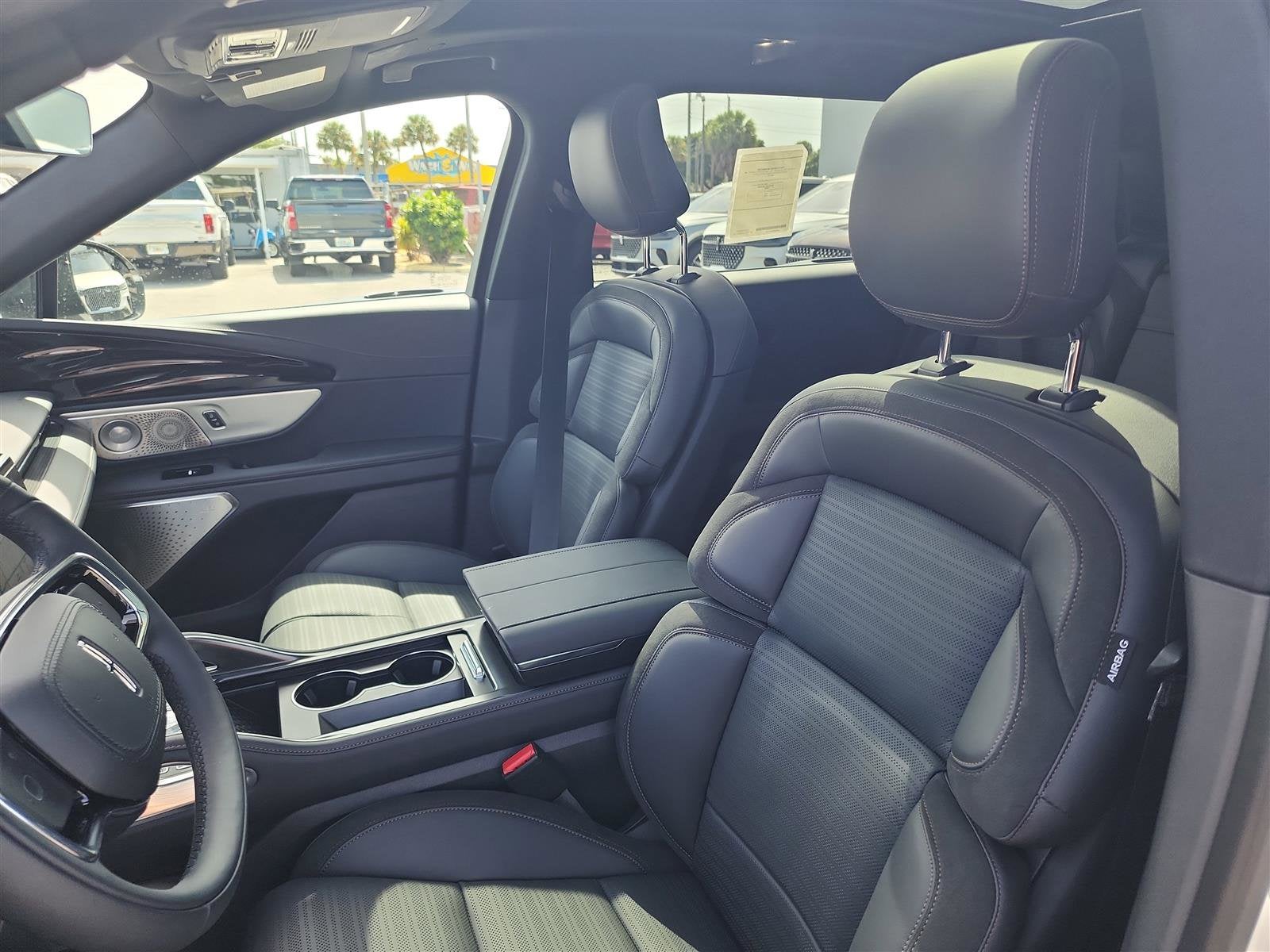 2025 Lincoln Nautilus Reserve