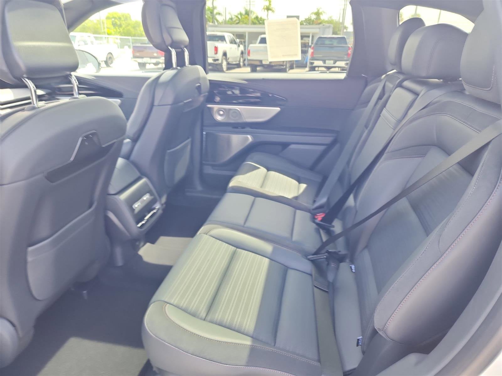 2025 Lincoln Nautilus Reserve