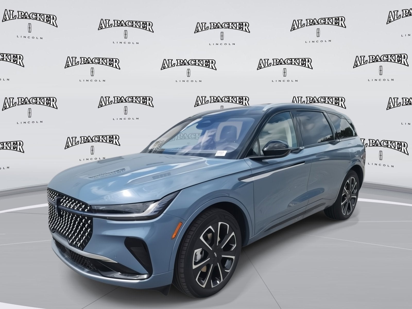 2025 Lincoln Nautilus Reserve