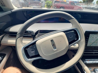 2025 Lincoln Nautilus Reserve