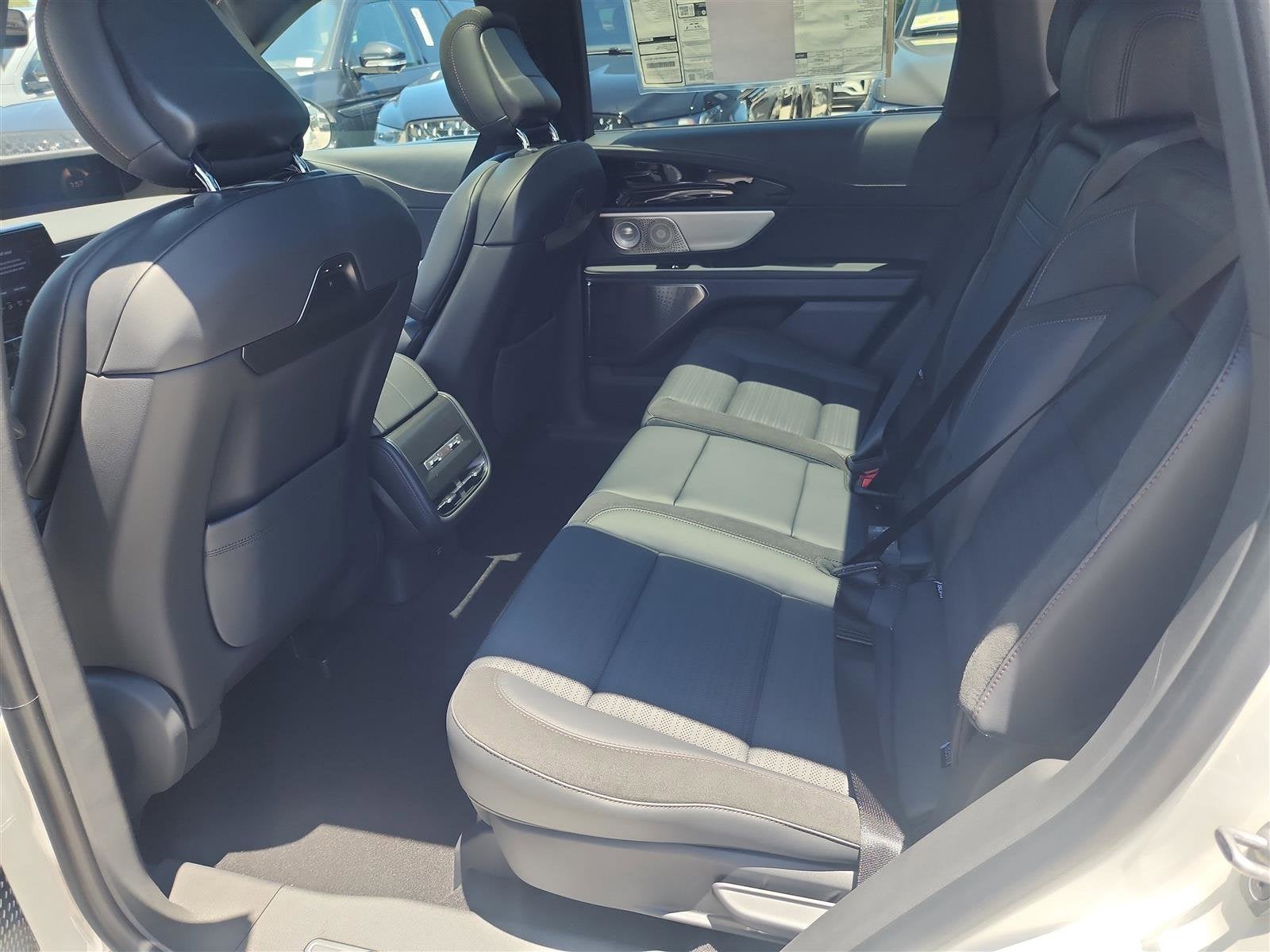 2025 Lincoln Nautilus Reserve