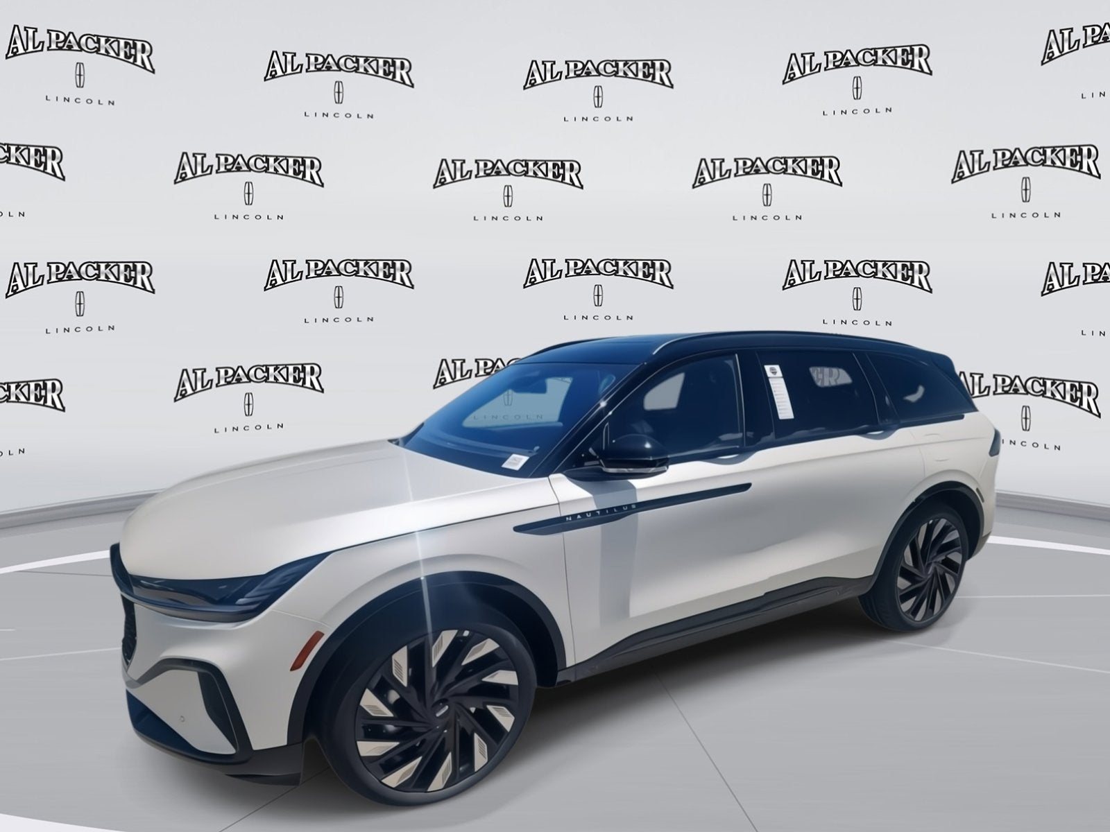 2025 Lincoln Nautilus Reserve