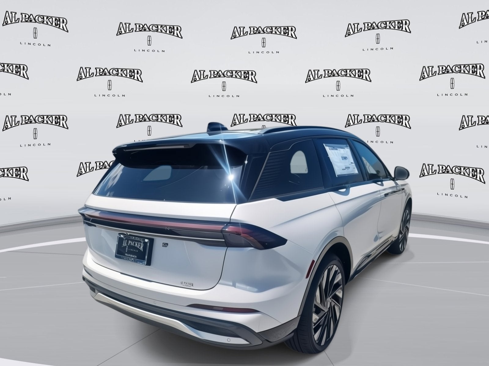 2025 Lincoln Nautilus Reserve