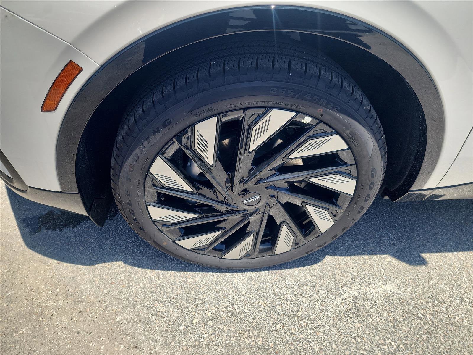 2025 Lincoln Nautilus Reserve