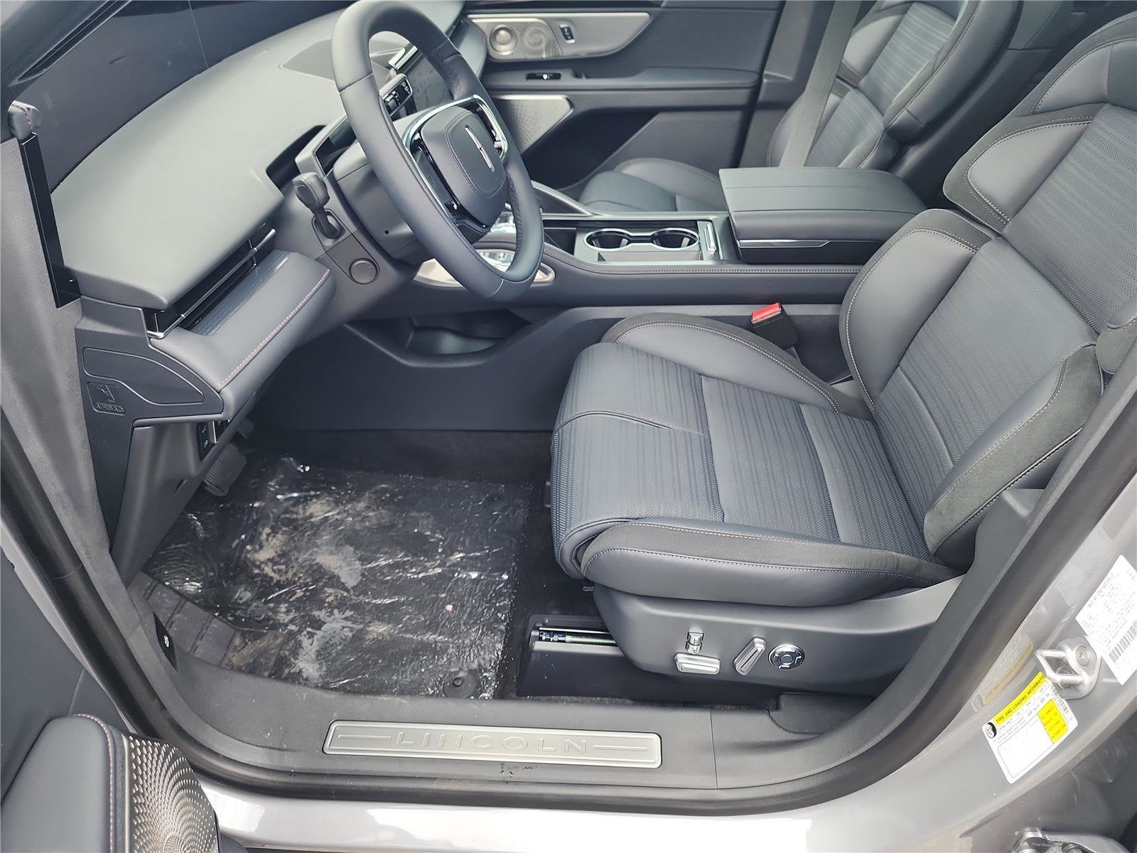 2025 Lincoln Nautilus Reserve